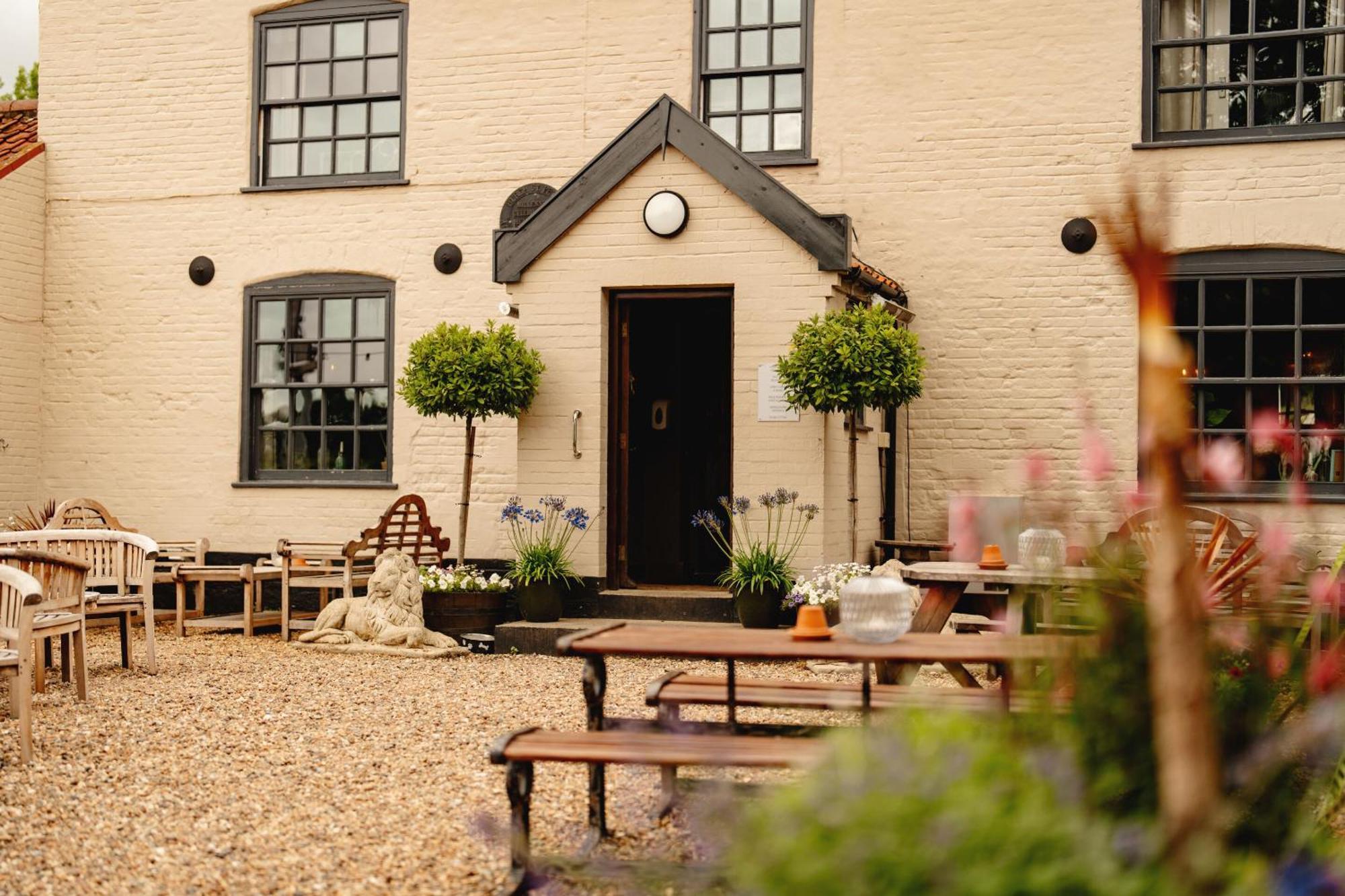 فندق Wheatacre White Lion Burgh Saint Peter المظهر الخارجي الصورة